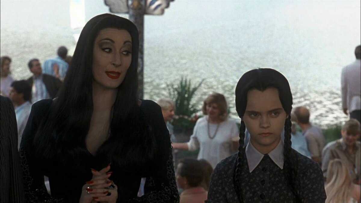 50 gomez addams quotes for romantics at heart